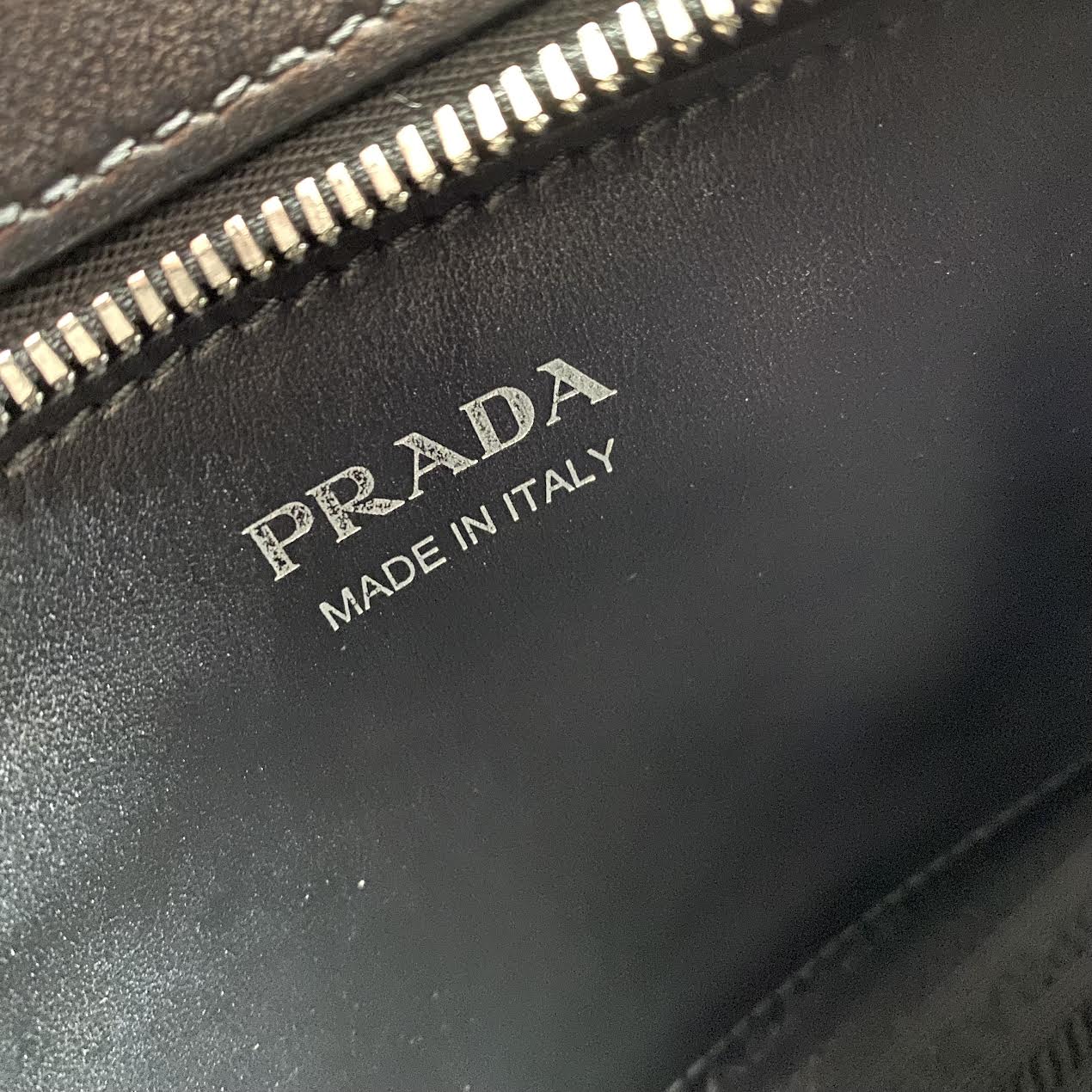 PRADA Saffiano Small Kristen Black - OUTLET FINAL SALE