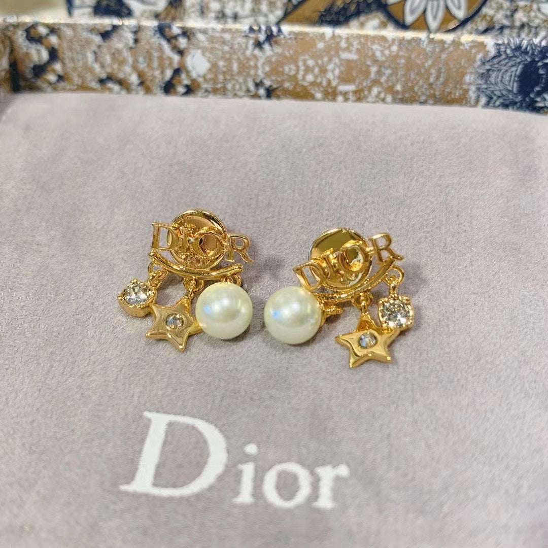 EN - Lux Earring Christian Dior 052