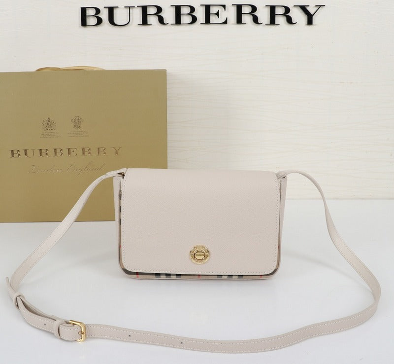 Burberry Bags - Bagsattire   159