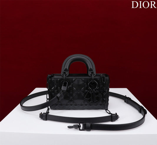 Bags Attire - Dior Bags - 1276