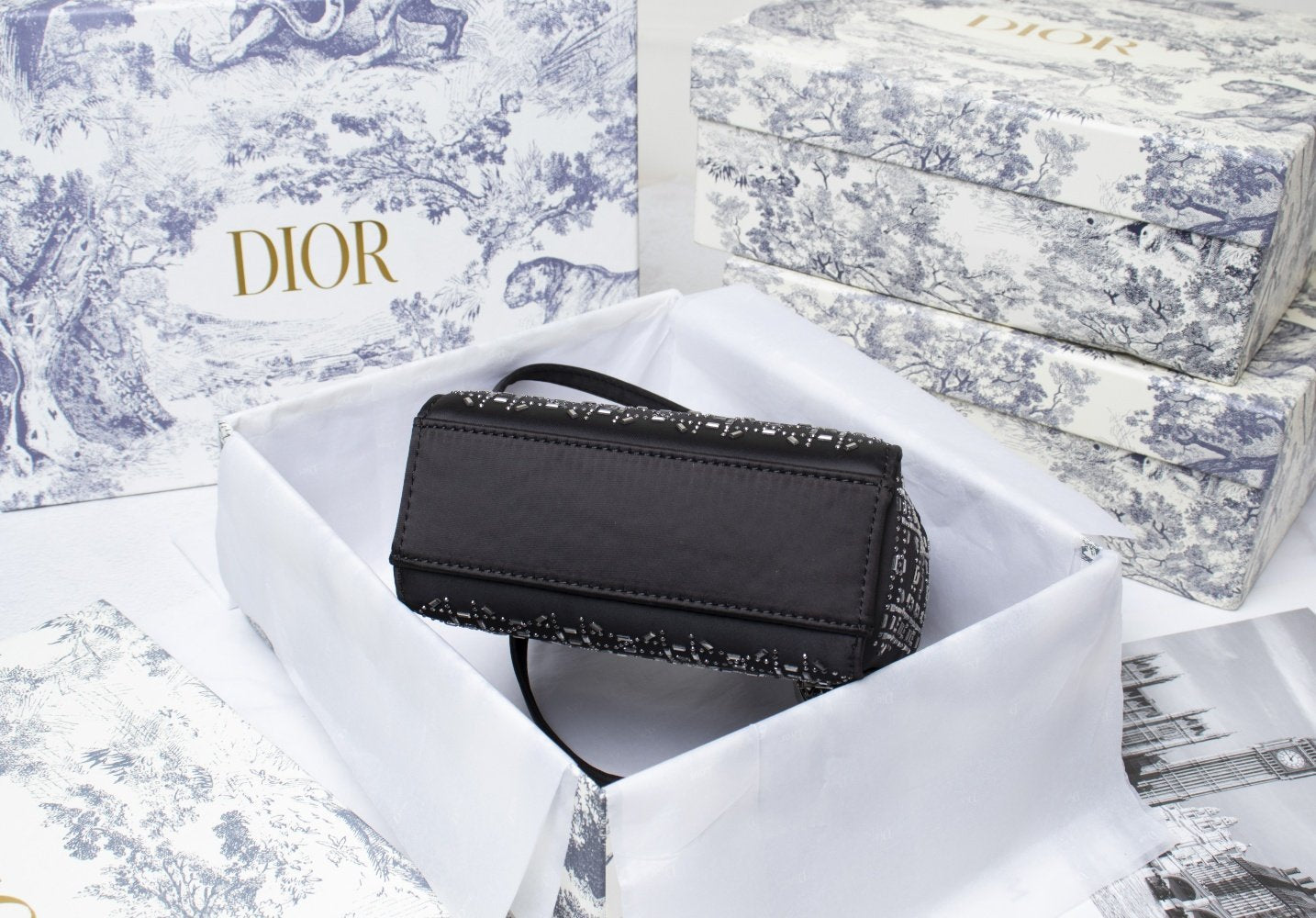 Luxury Handbags Christian Dior 230