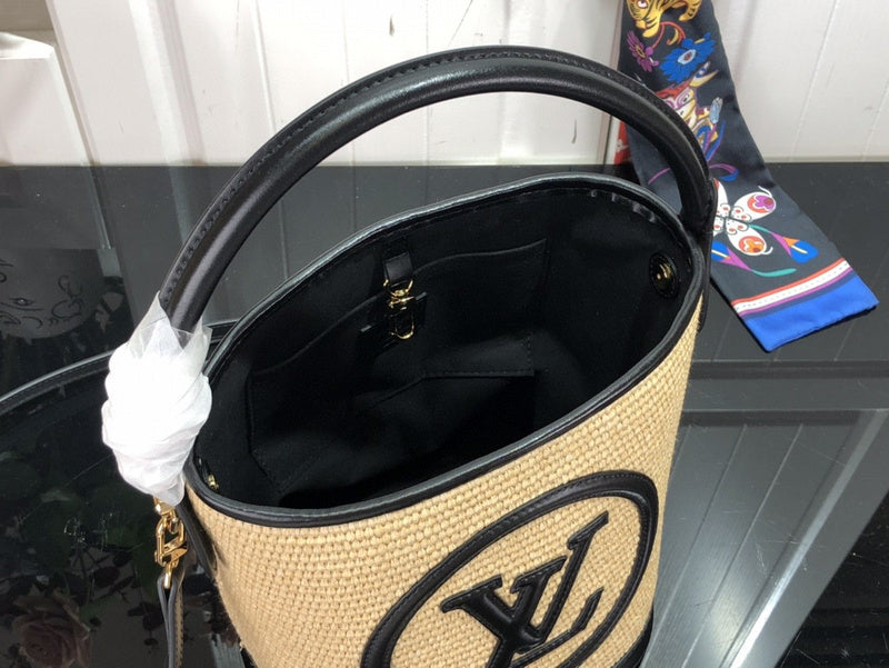 Bags Attire Louis Vuitton bags - 2468
