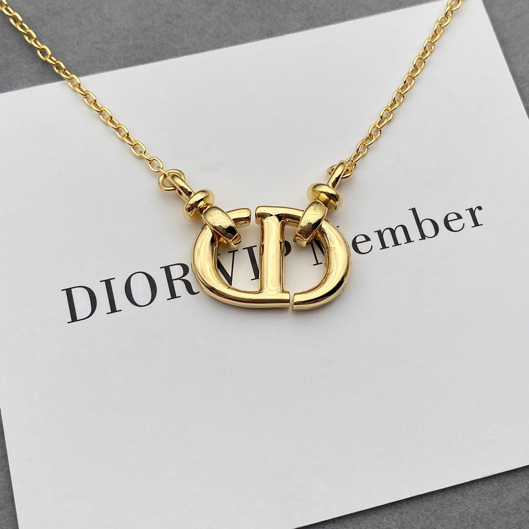 EN - Lux Necklace Christian Dior008