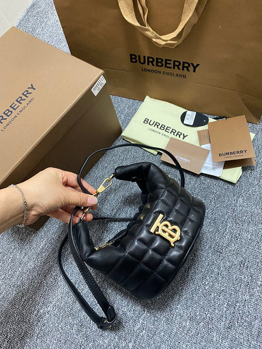 Bags Attire - Burberry Bags - 526