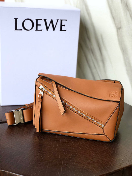 Bags Attire - Loewe Bags - 879