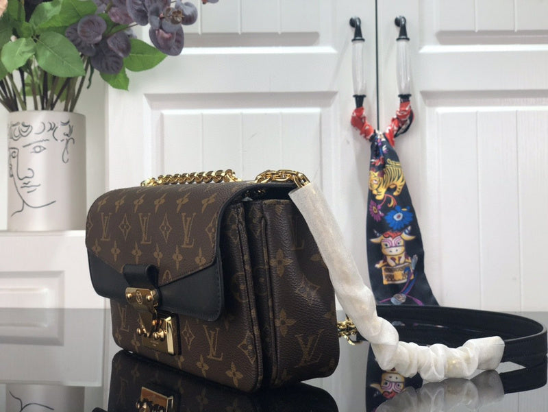 Bags Attire Louis Vuitton bags - 2456