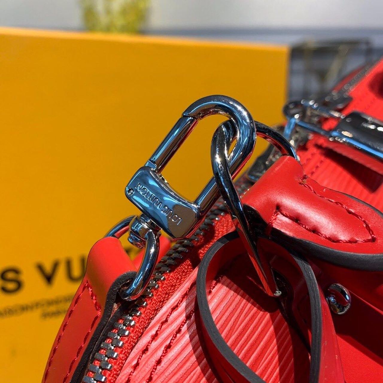 LV Alma PM Epi Red For Women, Womenâ€™s Handbags, Shoulder And Crossbody Bags 12.6in/32cm LV