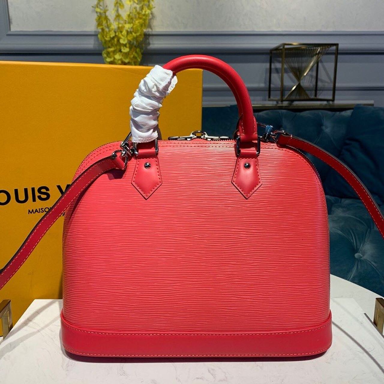 LV Alma PM Epi Hot Pink For Women, Womenâ€™s Handbags, Shoulder And Crossbody Bags 12.6in/32cm LV