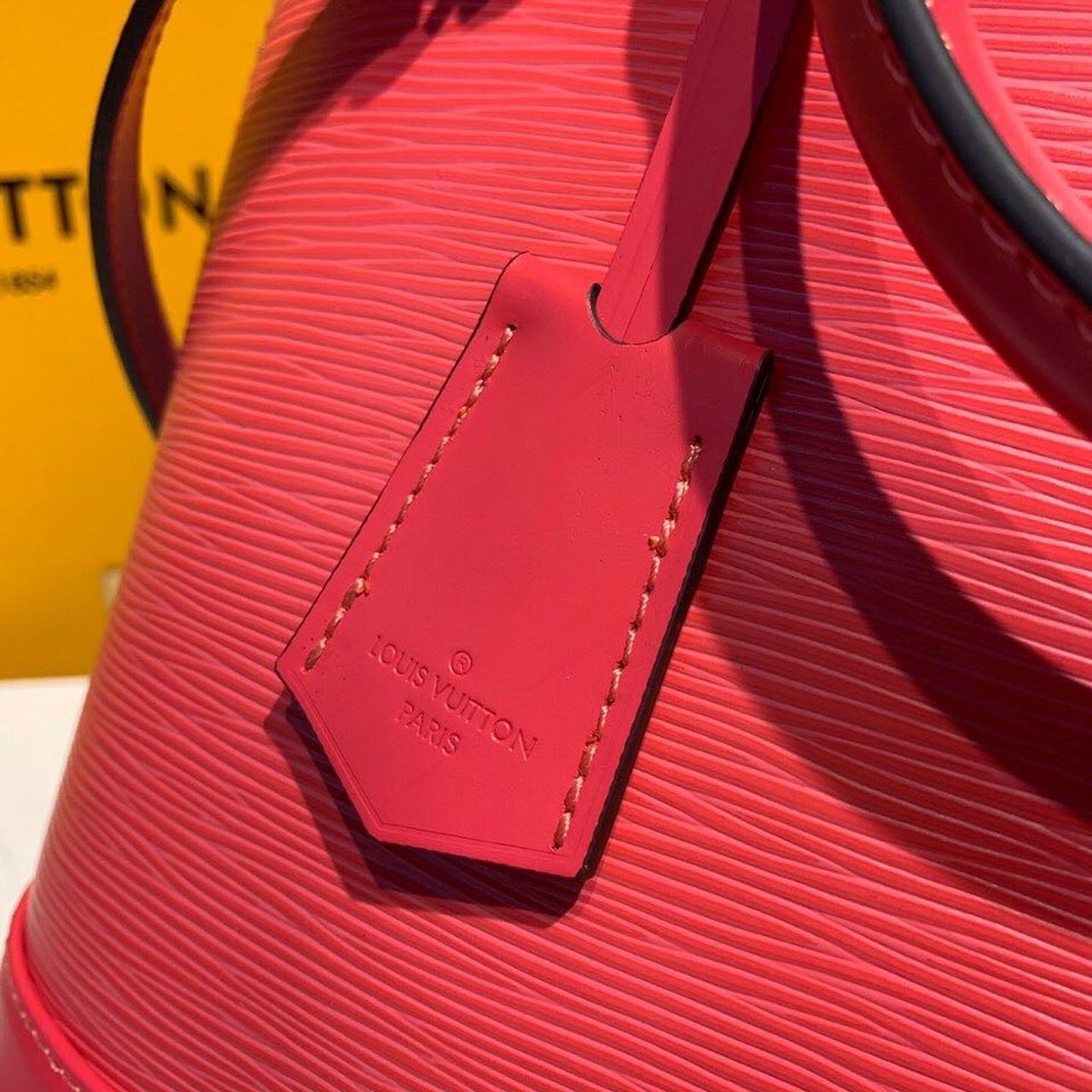 LV Alma PM Epi Hot Pink For Women, Womenâ€™s Handbags, Shoulder And Crossbody Bags 12.6in/32cm LV