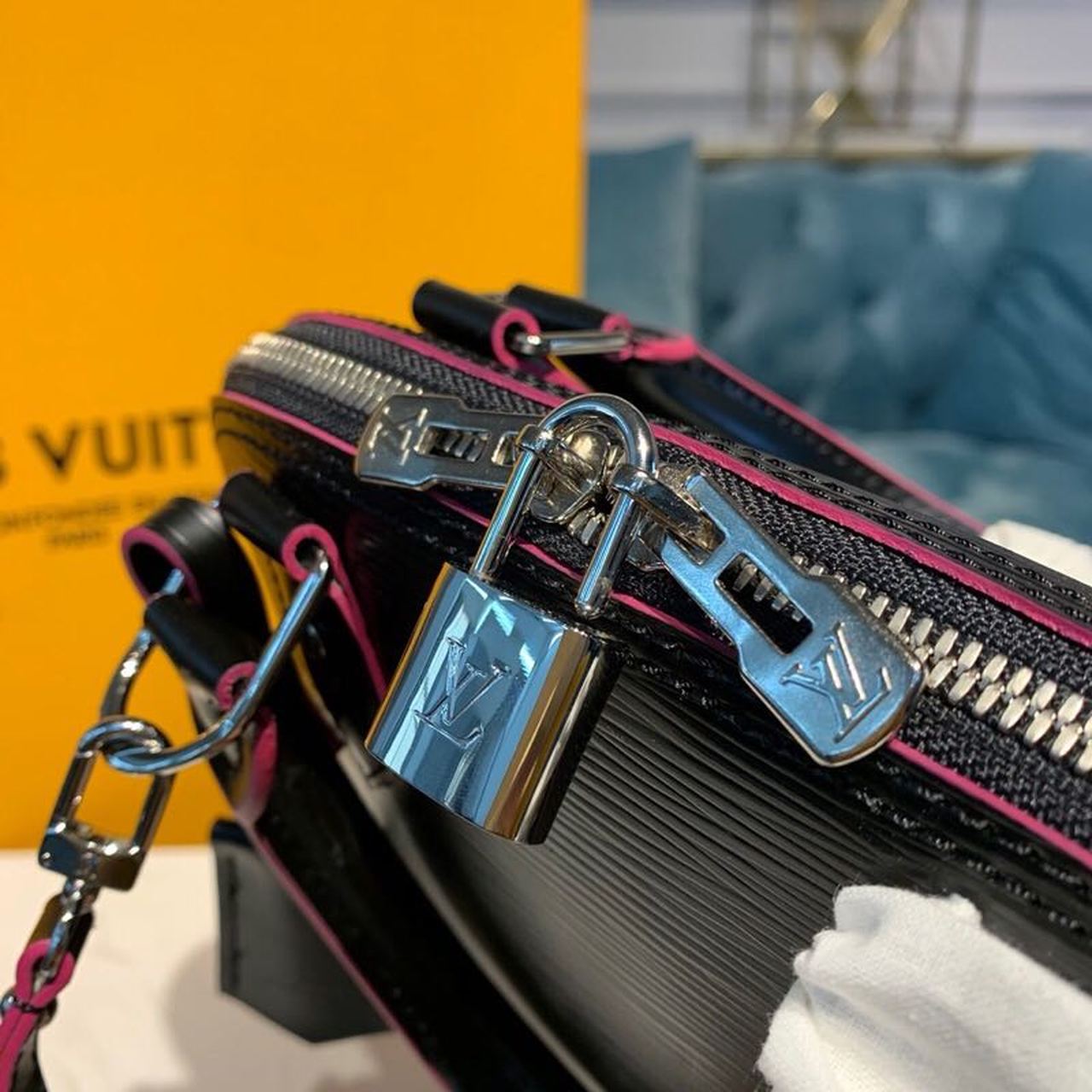 LV Alma BB Epi Black/Pink For Women, Shoulder And Crossbody Bags 9.2in/23.5cm LV