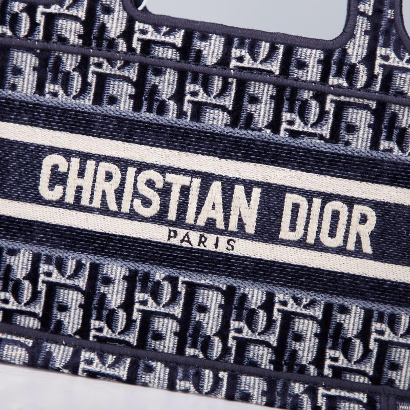 Luxury Handbags Christian Dior 268