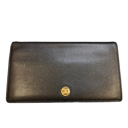 Wallet Luxury Designer By Chanel  Size: Large