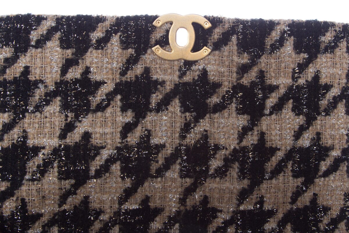 Chanel Tan and Black  Houndstooth Chanel 19 Two toned hardware Handbag