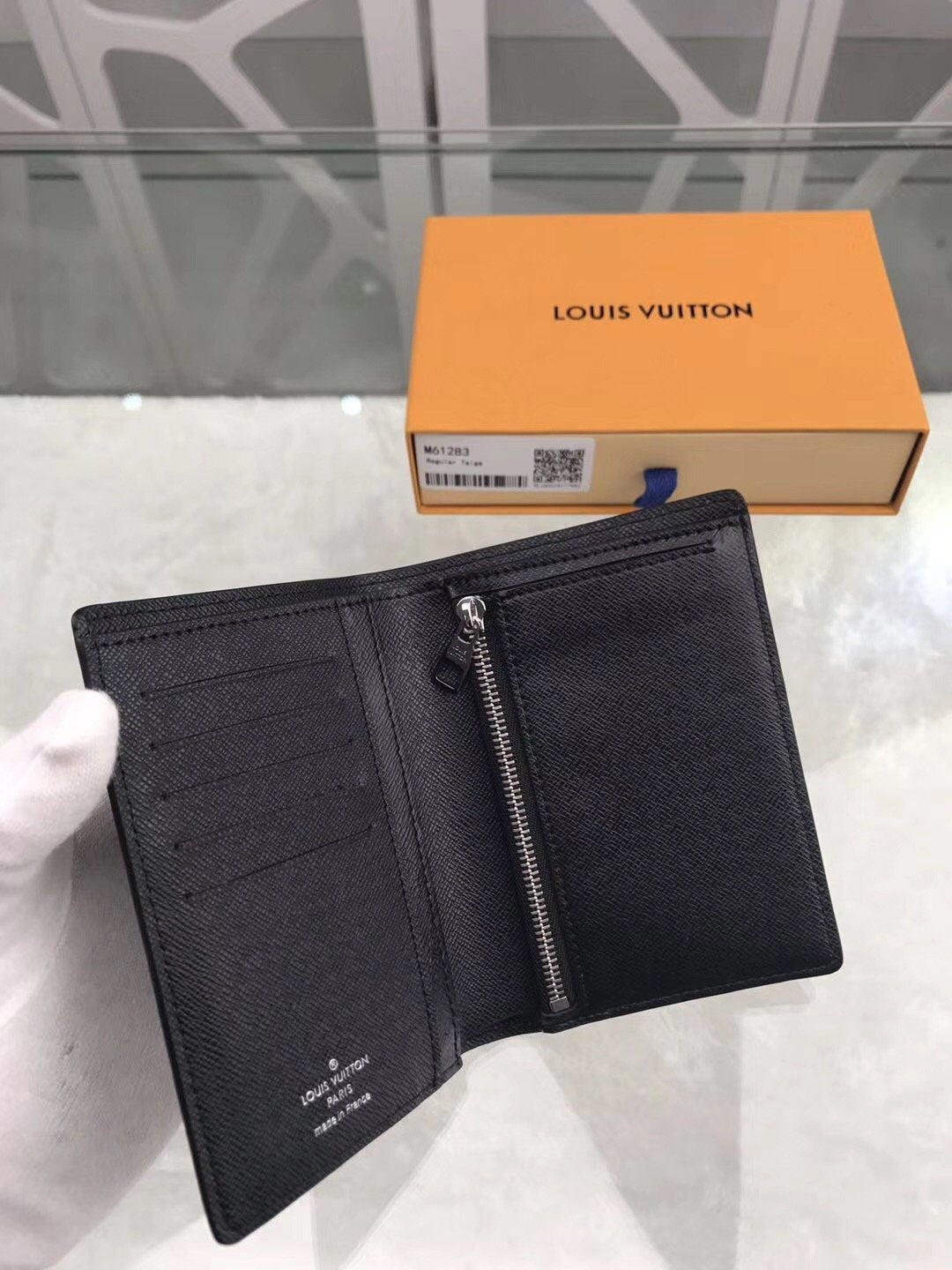 Louis Vuitton Regular Wallet Taiga Black