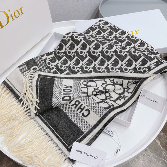 EN - Luxury  Christian Dior Scarf 004