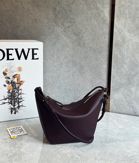 Bags Attire - Loewe Bags - 012