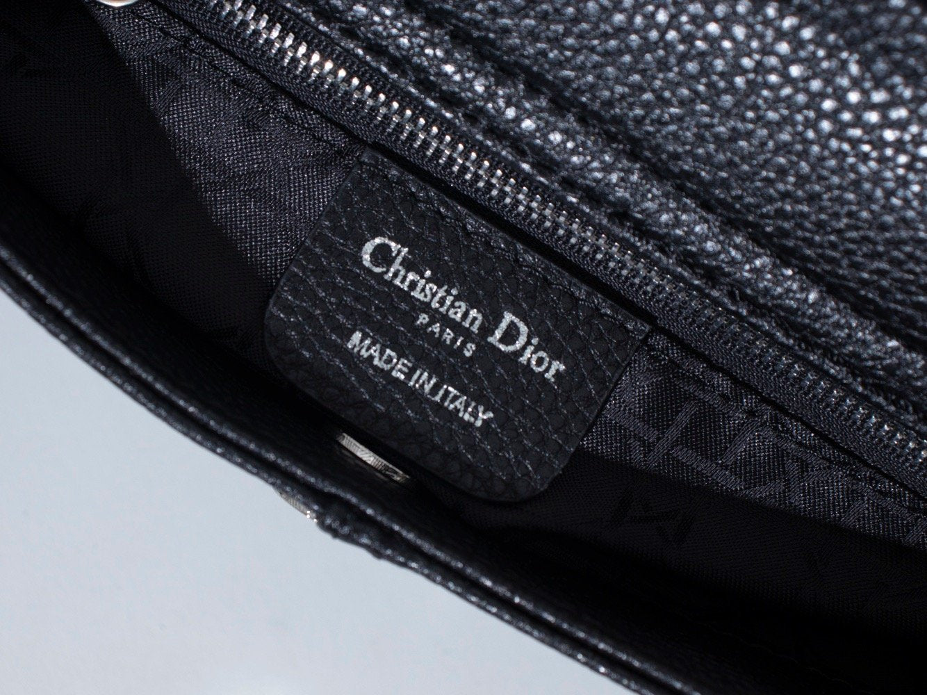 Luxury Handbags Christian Dior 160