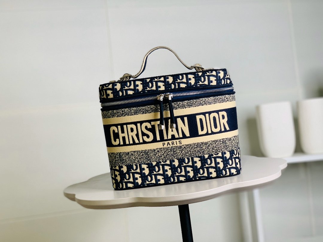 EN - New Arrival Bags Christian Dior 130