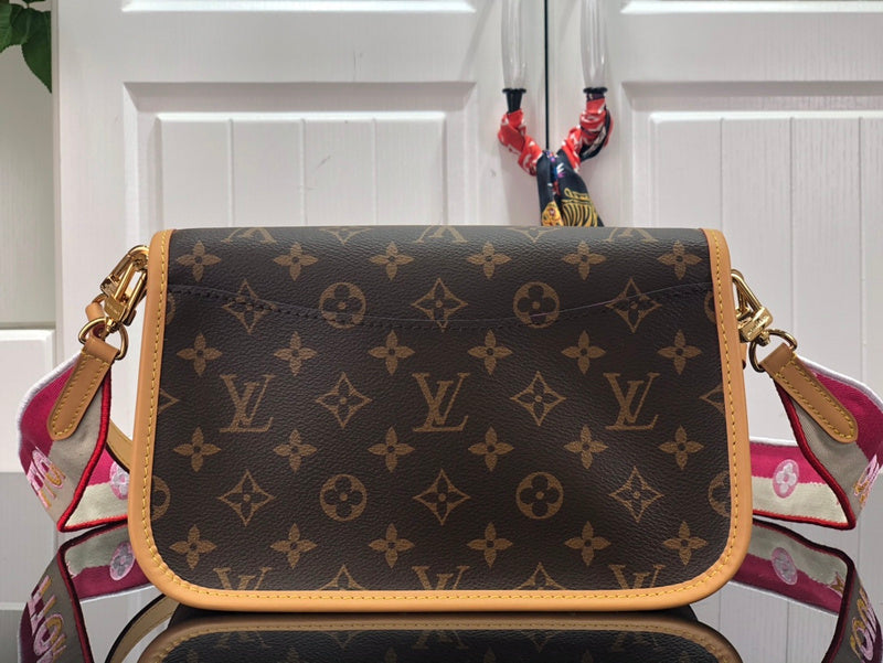 Bags Attire Louis Vuitton bags - 2465