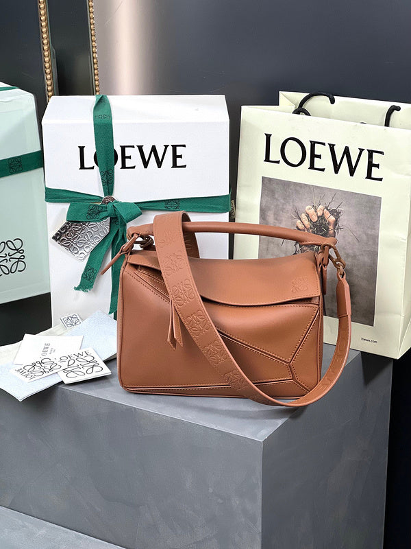 Bags Attire - Loewe Bags - 872