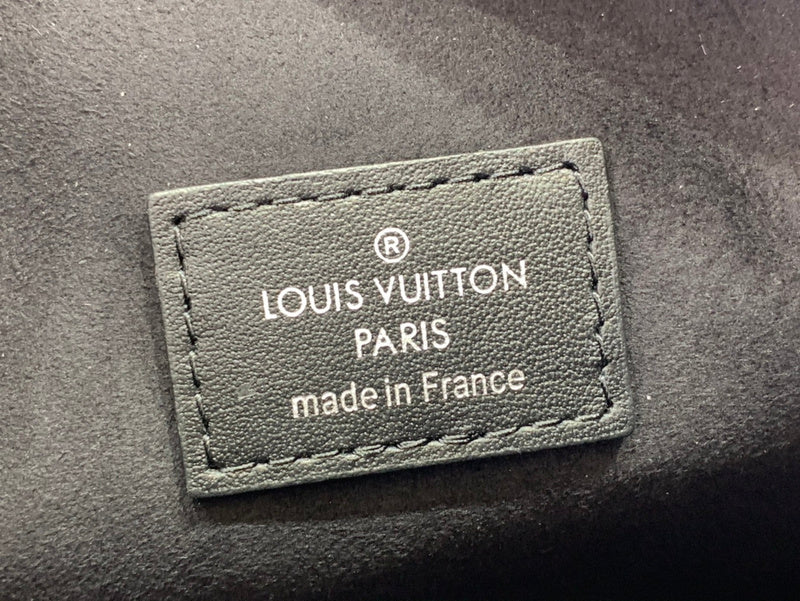 Bags Attire Louis Vuitton bags - 2470