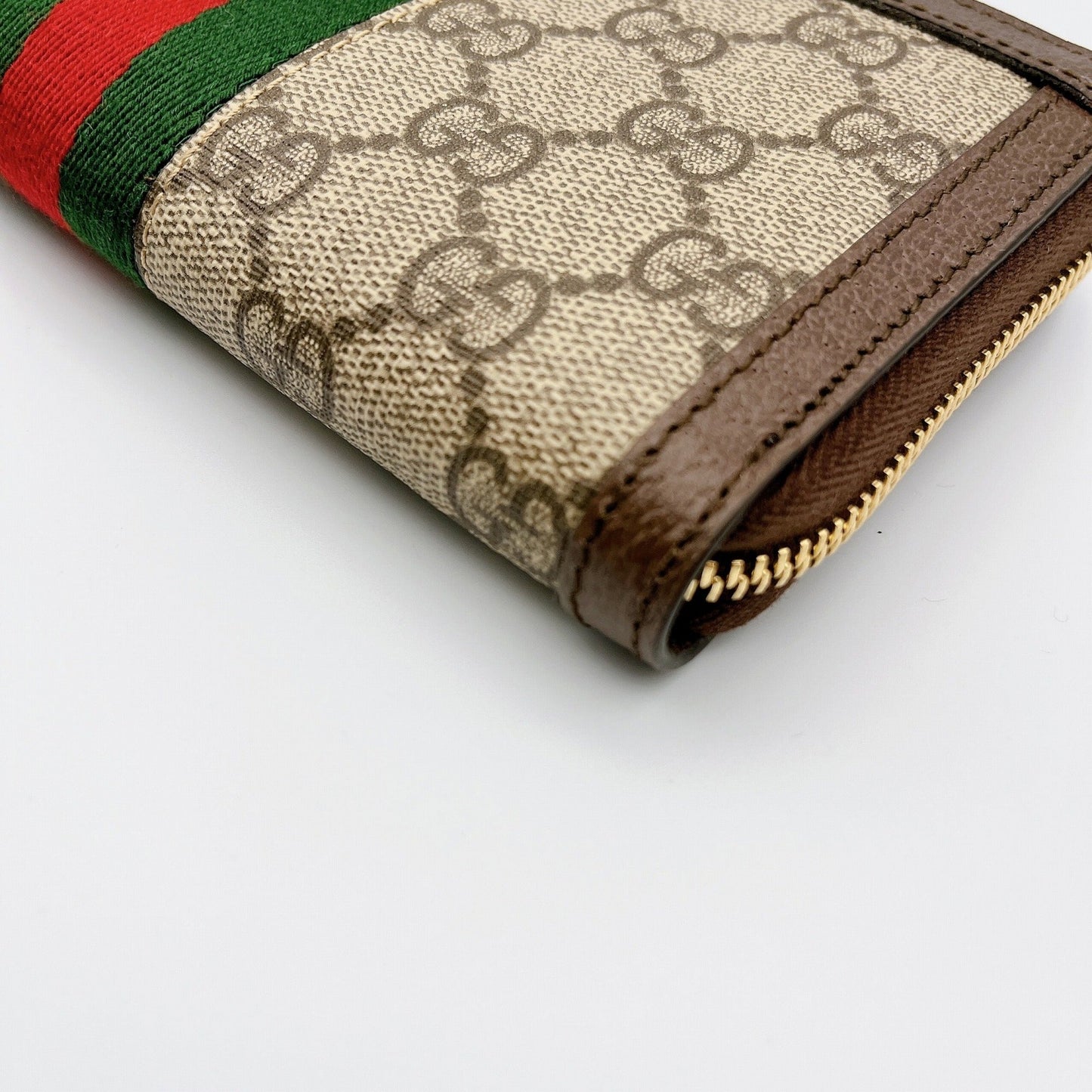 GUCCI GG Zip Around Wallet Brown Beige GG Supreme 52315496IWG8745