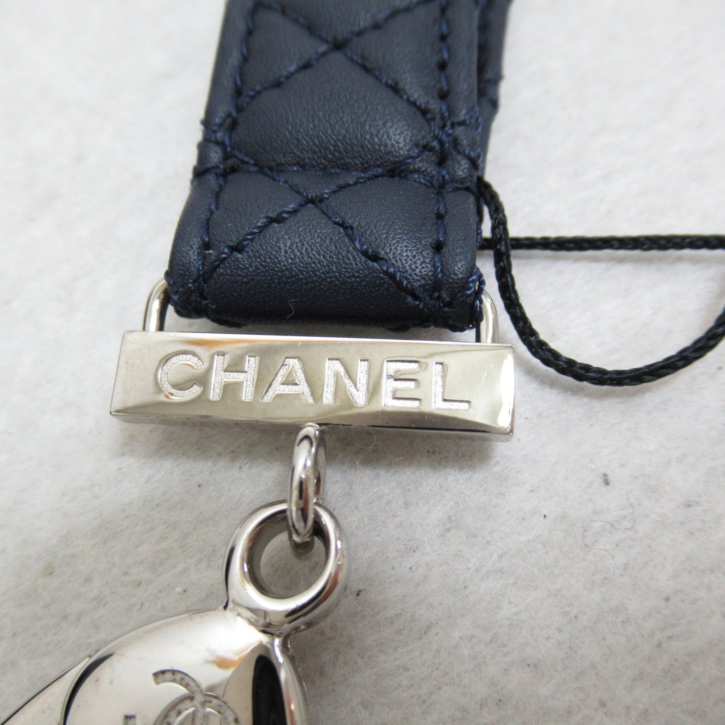 CHANEL Shoulder strap Navy leather