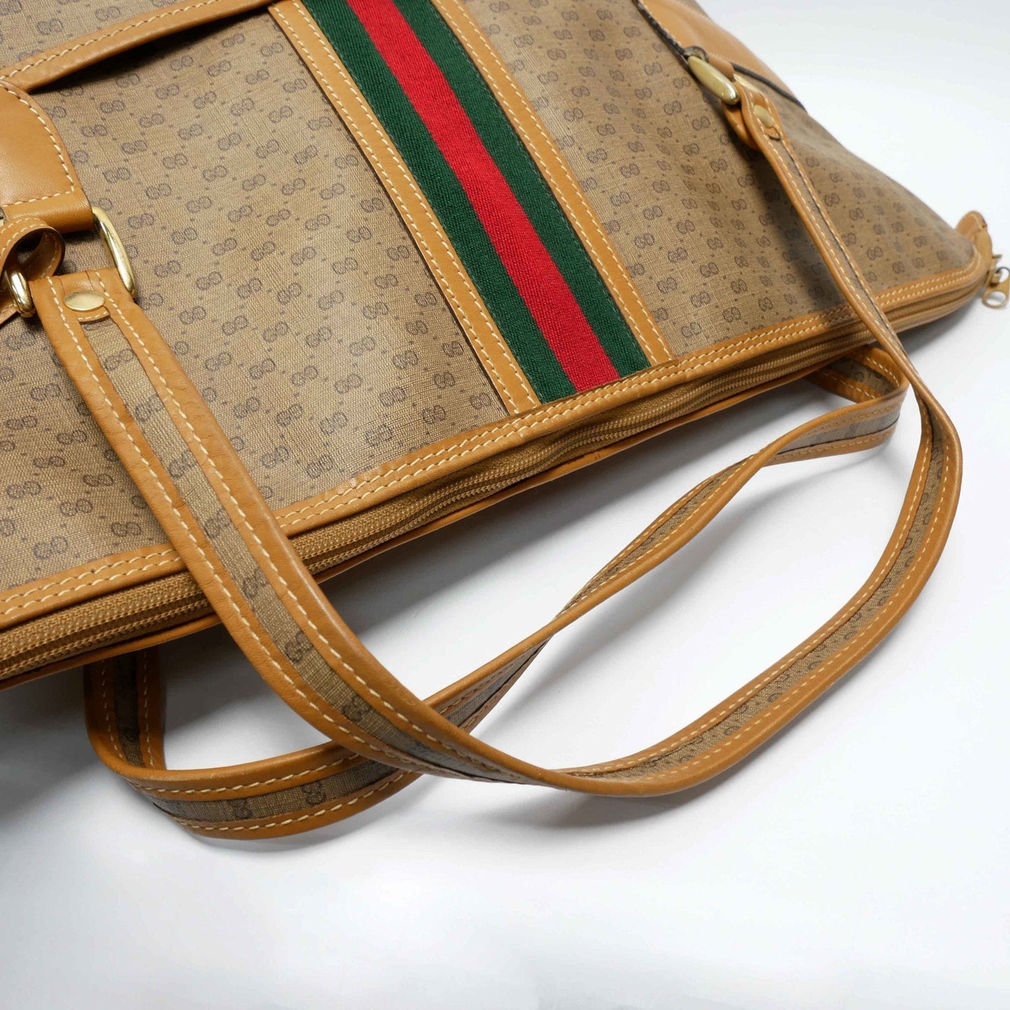 Gucci Old Gucci Vintage Large Tote Bag Boston Travel Unisex 1980s 80s Sherry Line Micro GG Pattern Capacity Leather Gold Hardware Beige Camel