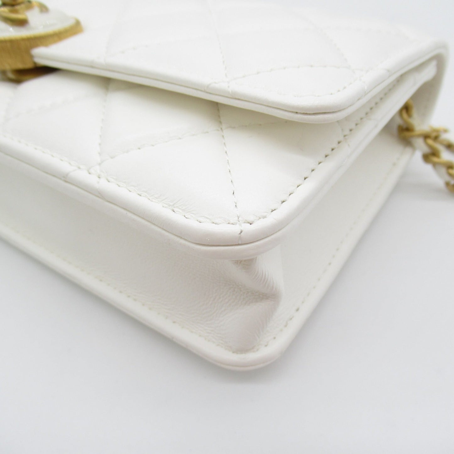 CHANEL Chain wallet White Lambskin [sheep leather] Resin AP3285B10700