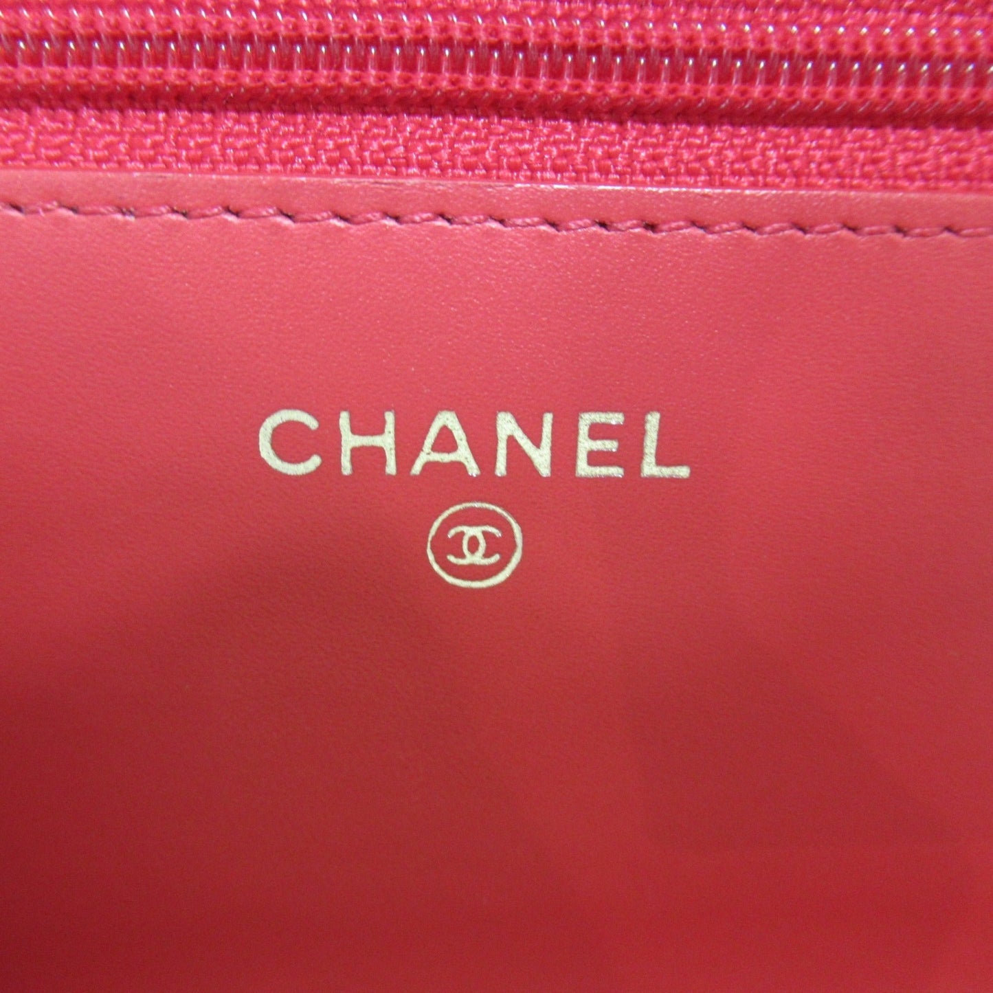 CHANEL Chain wallet Red Caviar Skin [Grained Calf]