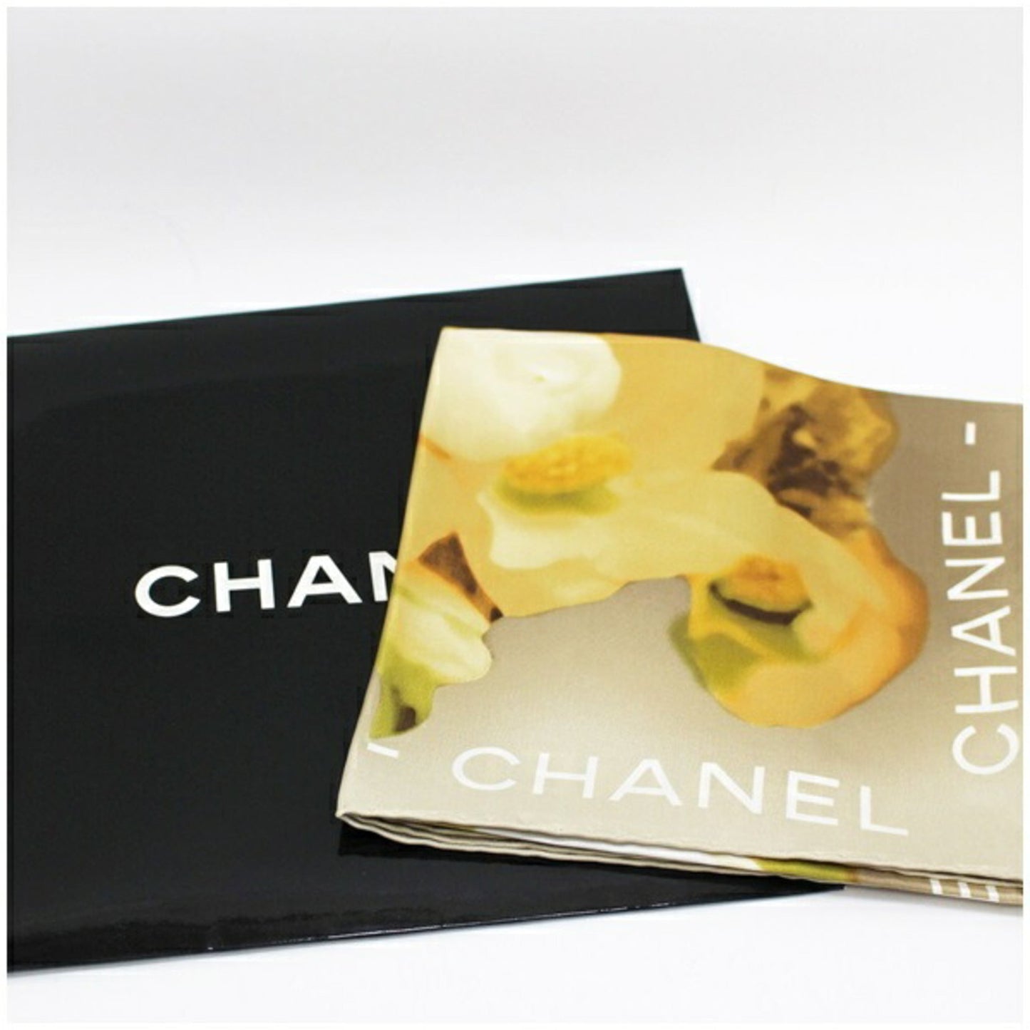 CHANEL silk scarf muffler 31 RUE CAMBON beige camellia  ladies