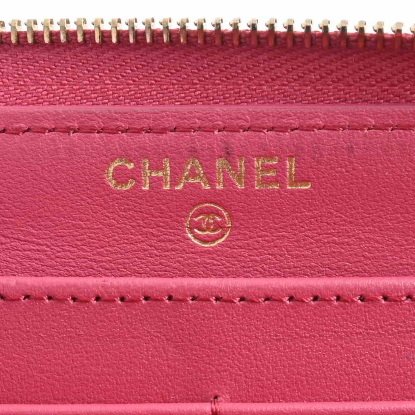 Chanel Caviar Skin Matelasse Coco Mark Timeless Classic Round Long Wallet Pink