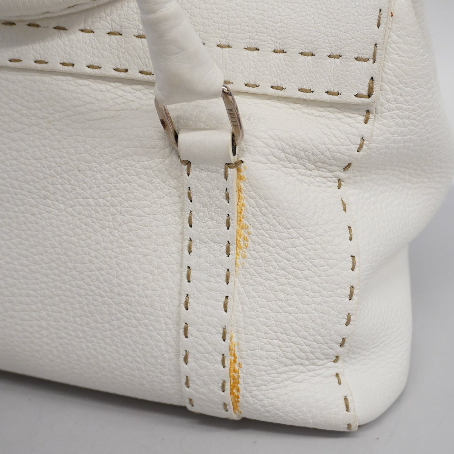 FENDI   Selleria Handbag Women's Leather Handbag White