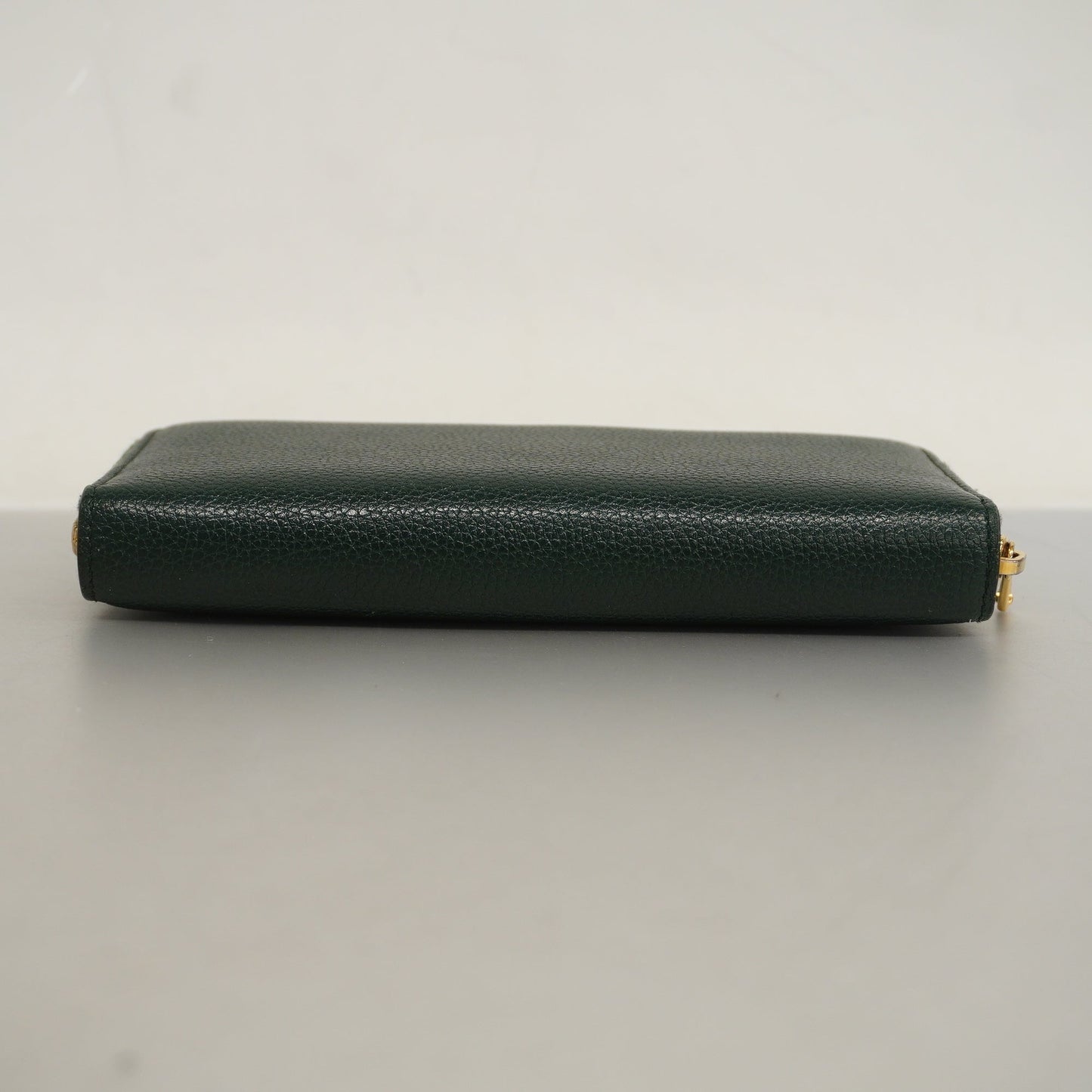 GUCCI  Zumi Gold Hardware 570661 Women's Leather Long Wallet [bi-fold] Green