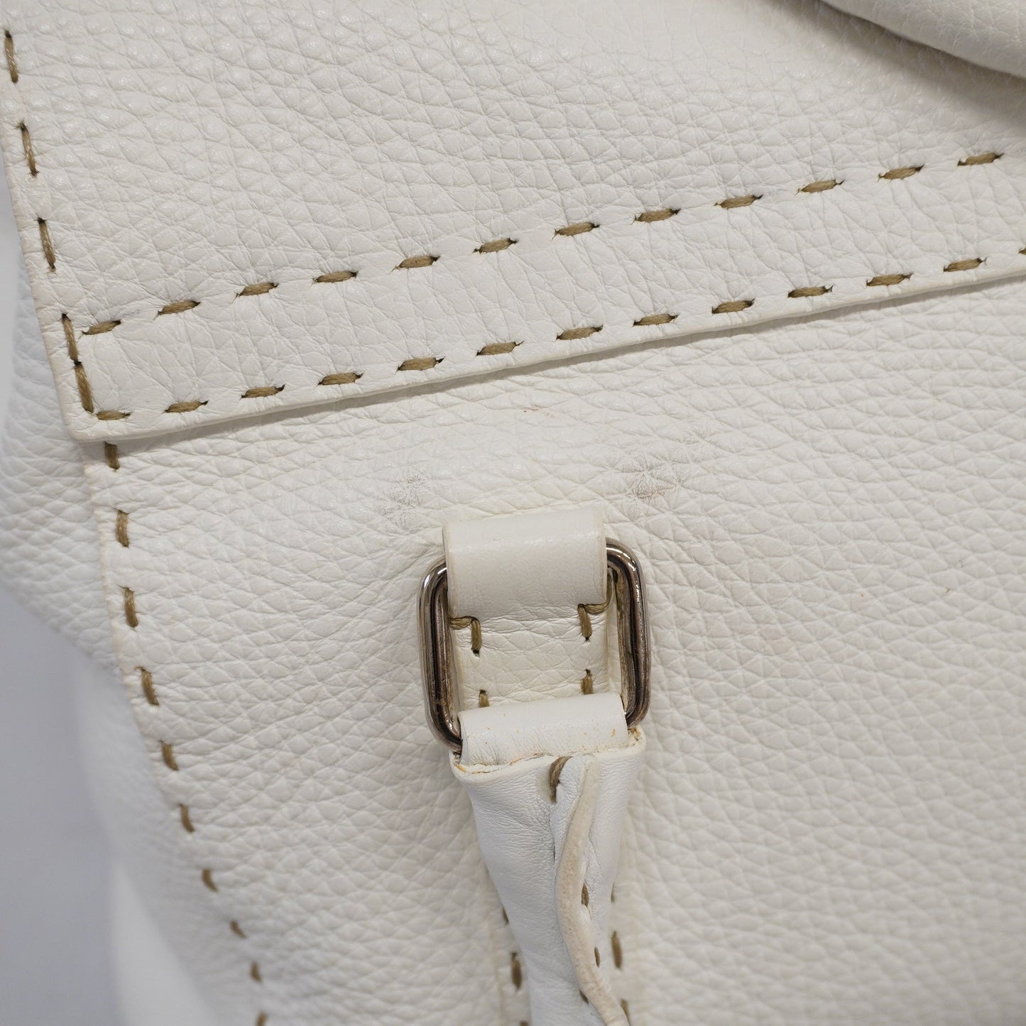 FENDI   Selleria Handbag Women's Leather Handbag White