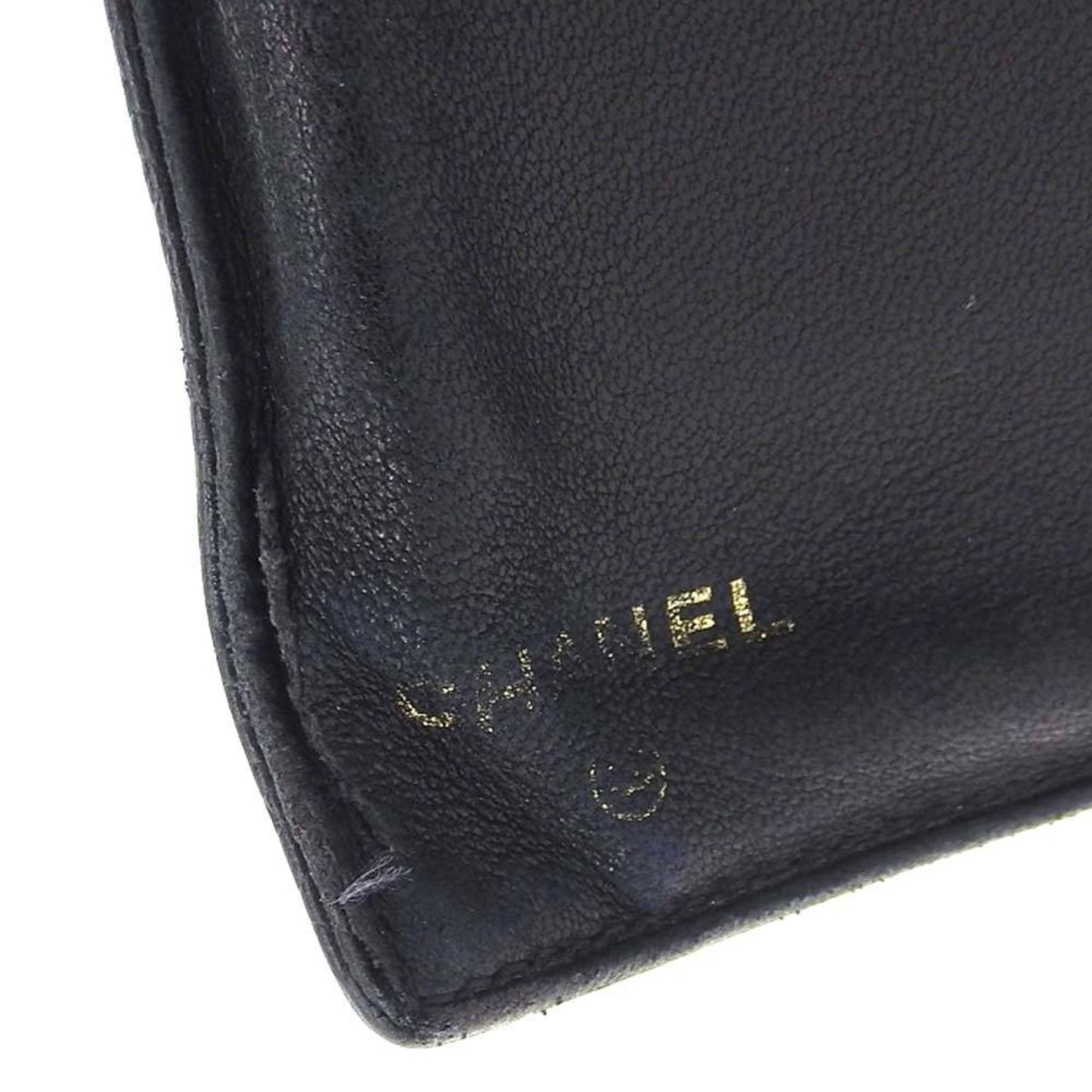 Chanel Folding wallet with clasp hook caviar skin black seal No. 4 boutique (1998.8.15 K.T) A13497