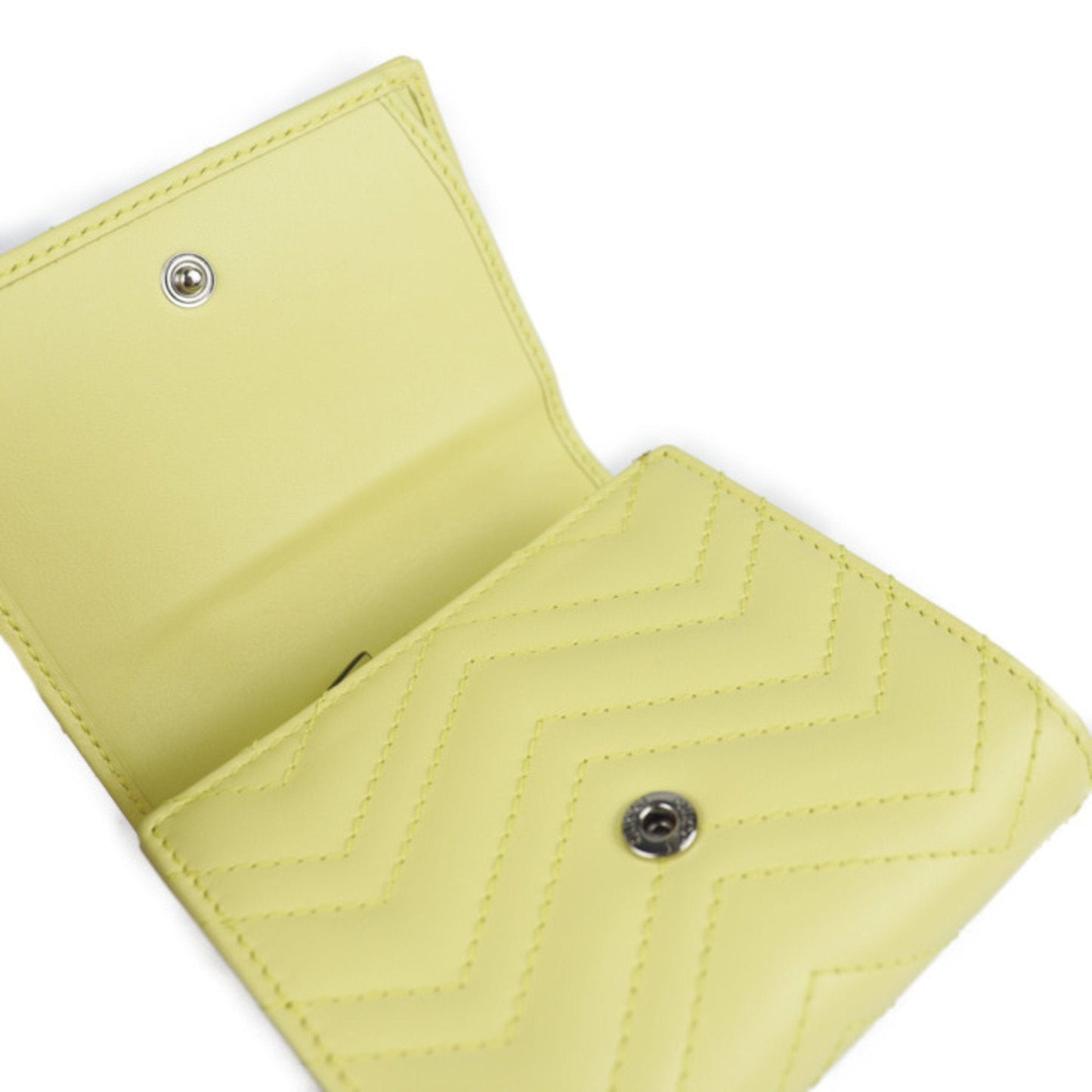 Gucci GG Marmont bi-fold wallet 598629 leather pastel yellow logo quilting L-shaped zipper compact