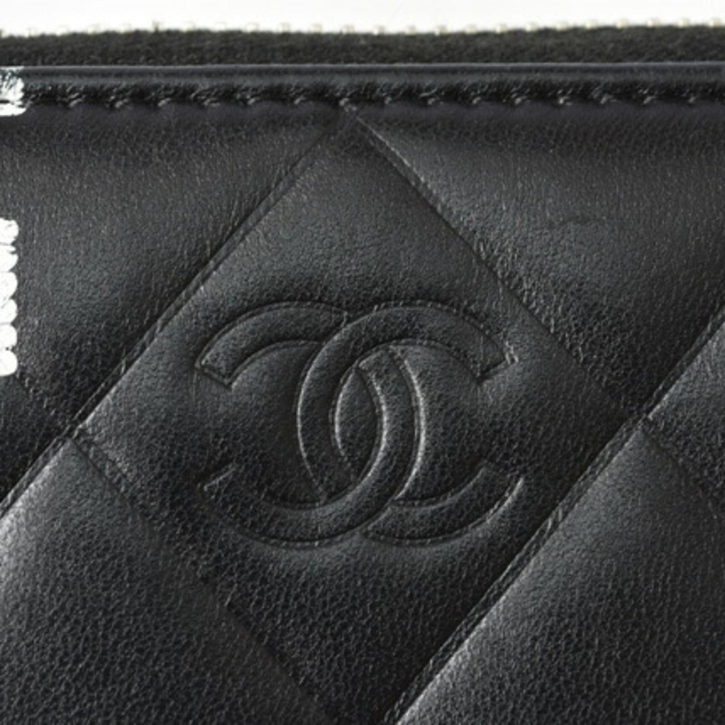 Chanel M2203-13-ch Calfskin Wallet Black