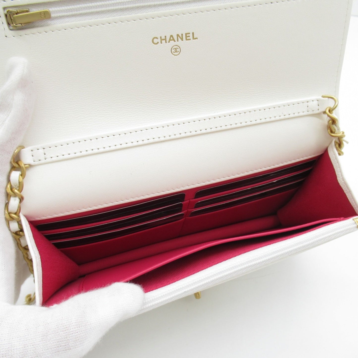 CHANEL Chain wallet White Lambskin [sheep leather] Resin AP3285B10700