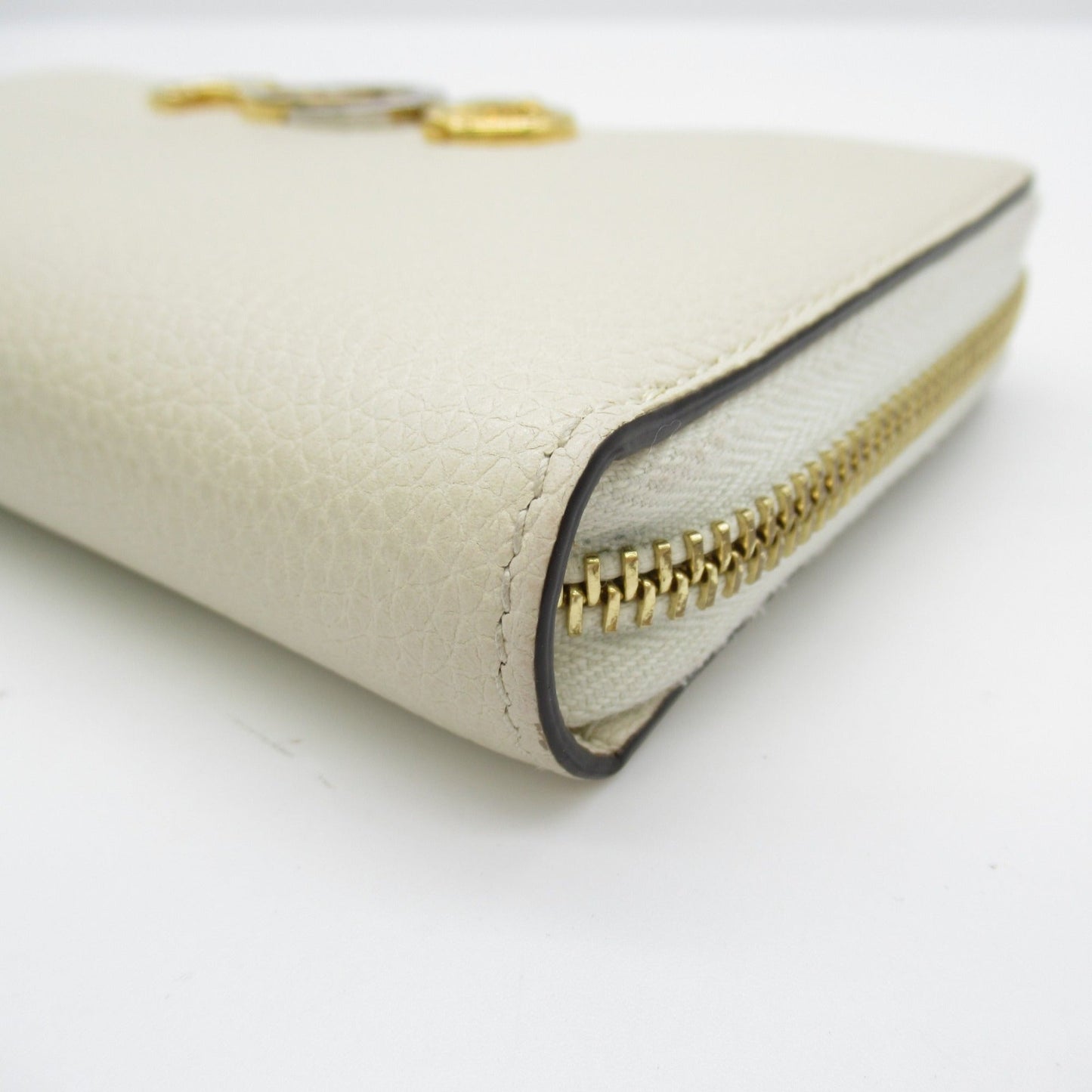 GUCCI Round long wallet Ivory leather 570661