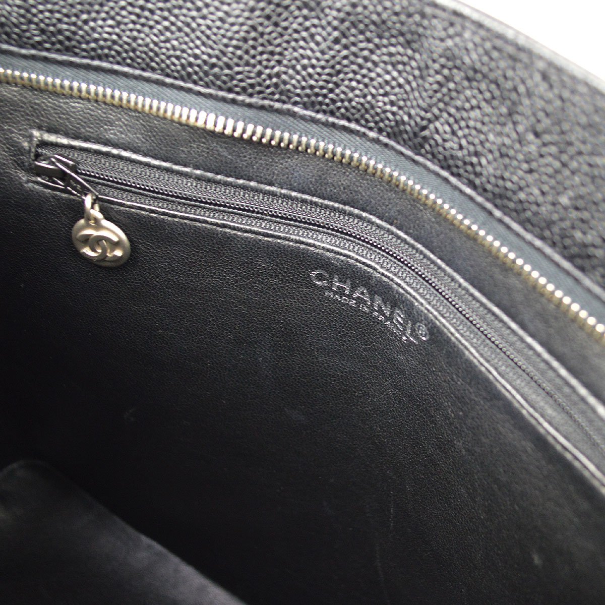 CHANEL 2000-2001 Black Caviar Medallion Tote 81213