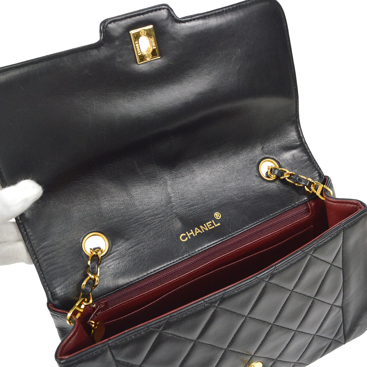 CHANEL Single Chain Shoulder Bag Black Lambskin