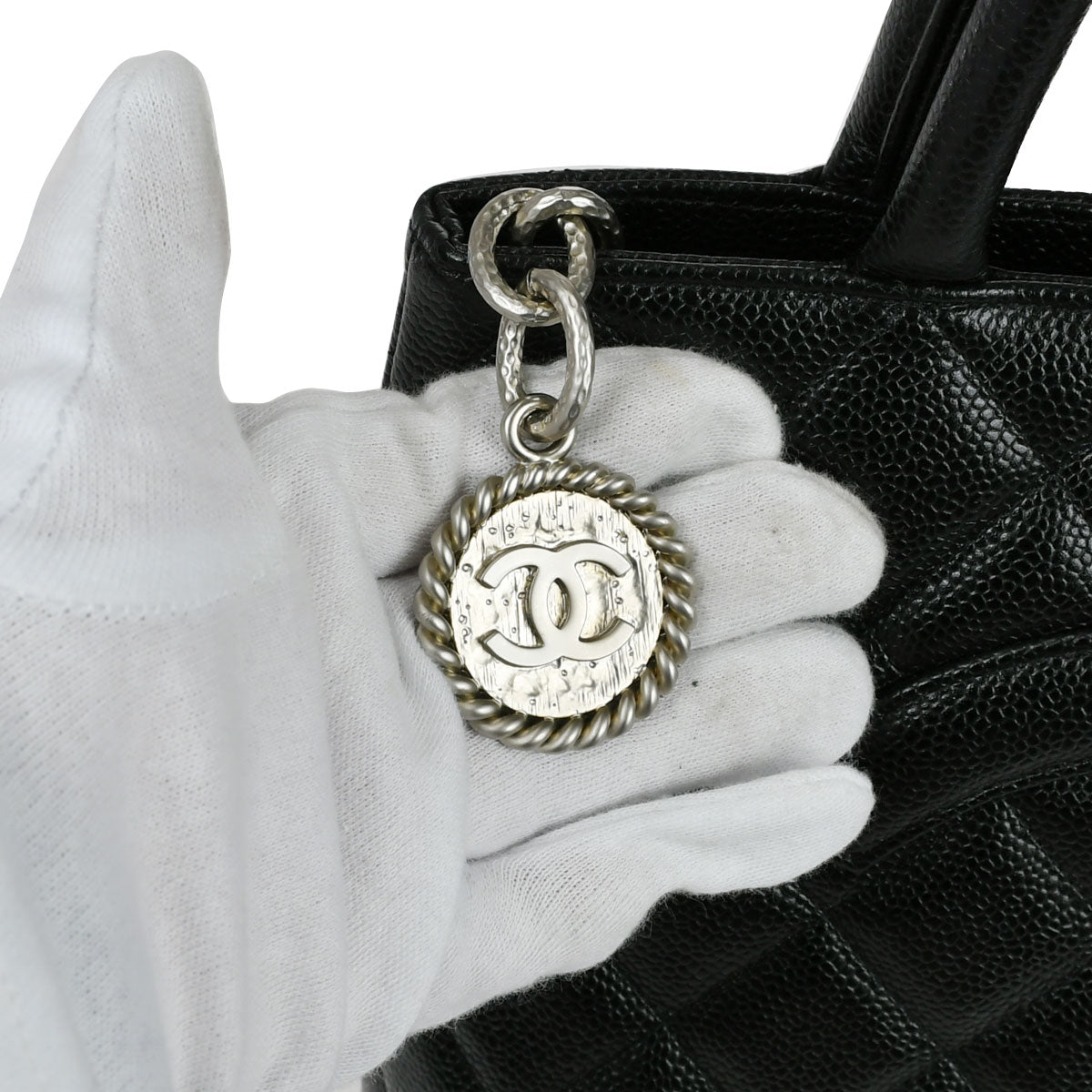 CHANEL 2005-2006 Medallion Tote SHW Black Caviar 97415