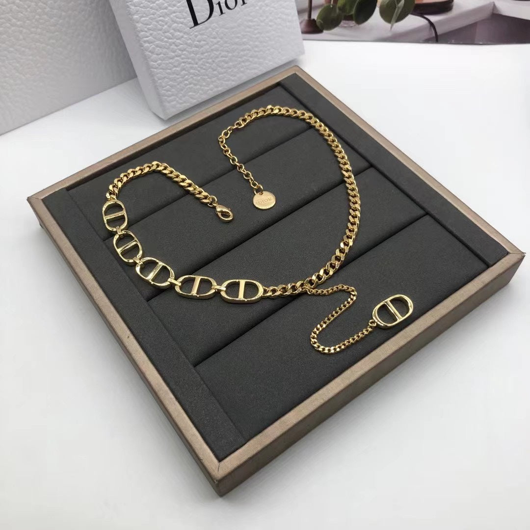 EN - Lux Necklace Christian Dior007