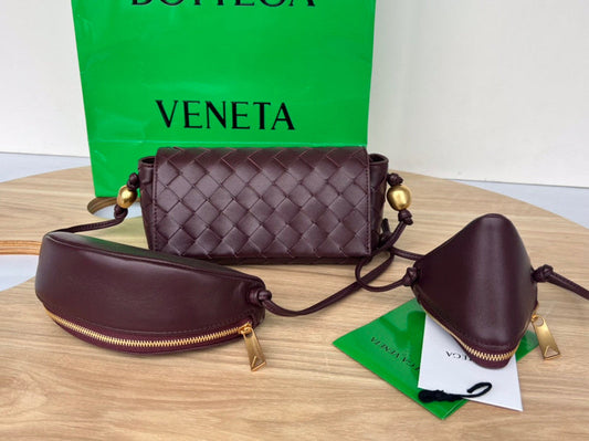 Bags Attire - Bottega Veneta Bags - 1350