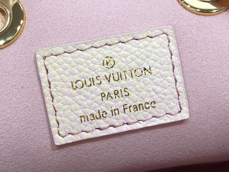 Bags Attire Louis Vuitton bags - 2457