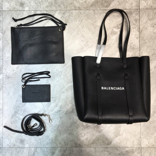 Bags Attire - Balenciaga Bags - 488