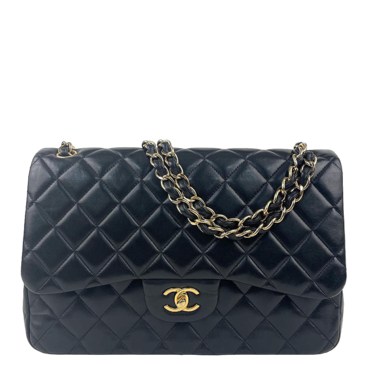 CHANEL Classic Jumbo Double Flap Lambskin w/Gold