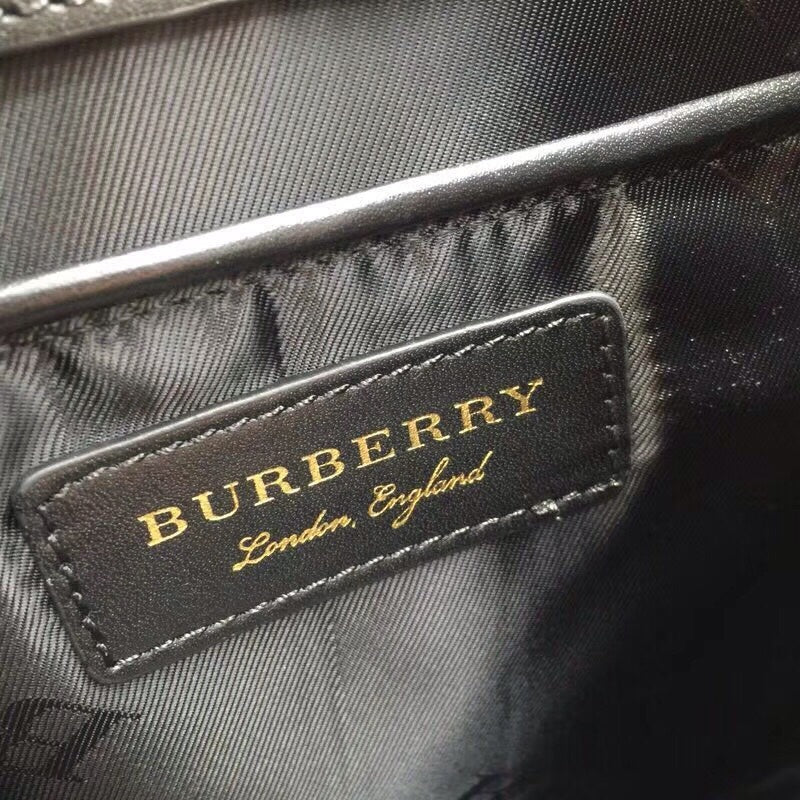 Burberry Bags - Bagsattire   692