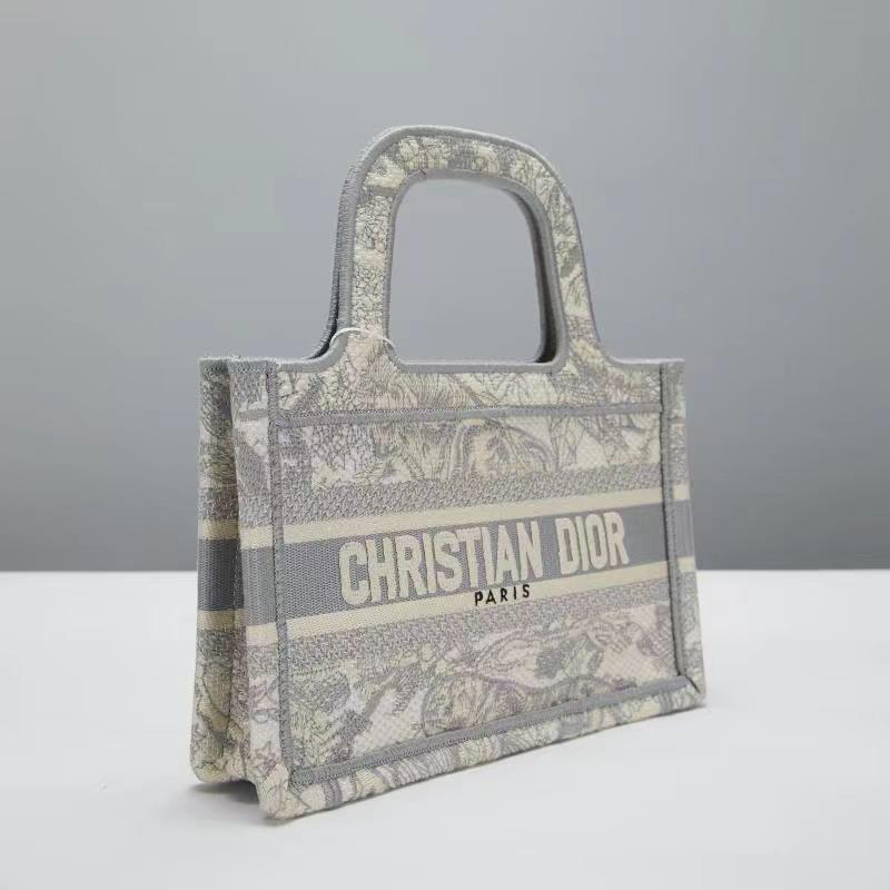 Luxury Handbags Christian Dior 269